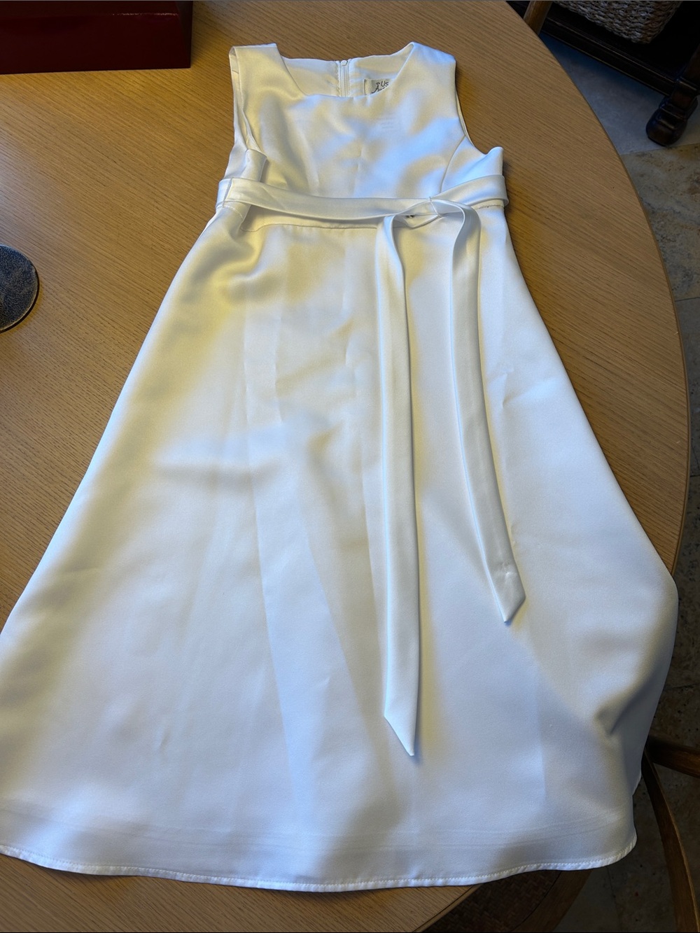 Girls Us Angels size 8  White Sleeveless elegant long sateen Dress